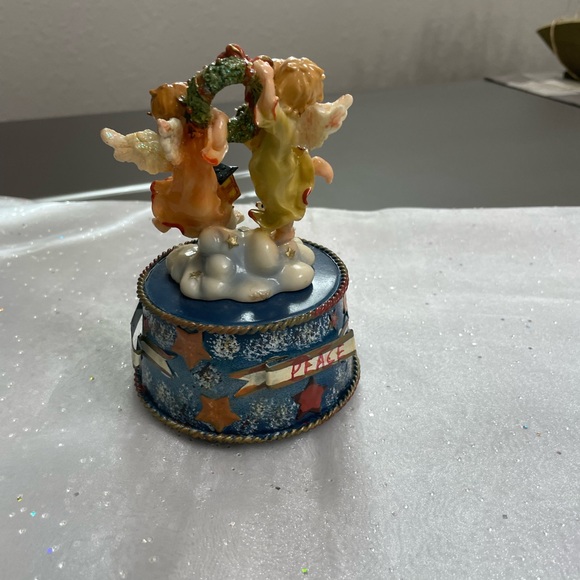Angel Music Box,VTG Christmas Decor Albert E Price Bellmawr NJ Resin Figurine #4 - Picture 4 of 9
